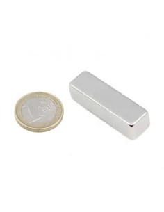 Bloco de neodímio 42 × 12 × 11 mm N35