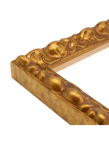 Moldura Traviata 693/846 · 39×40 mm · Oro
