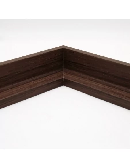 Moldura Nordic 670/1760 · 38×45 mm · Nogal Moldura Nordic 670/1760 · 38×45 mm · Nogal