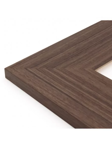 Moldura Nordic 712/1760 · 85×17 mm · Nogal Moldura Nordic 712/1760 · 85×17 mm · Nogal
