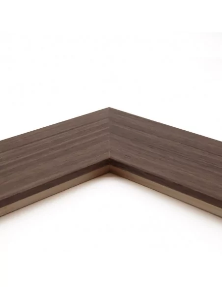 Moldura Nordic 712/1760 · 85×17 mm · Nogal Moldura Nordic 712/1760 · 85×17 mm · Nogal