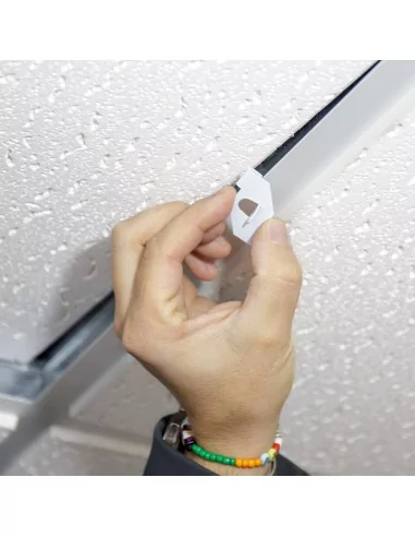 GANCHO METÁLICO DE ANEL ABERTO PARA TETOS DESMONTÁVEIS