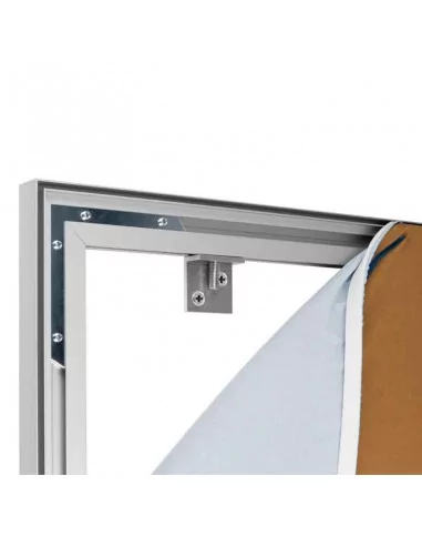 Soporte metálico para colgar cajas de luz a pared