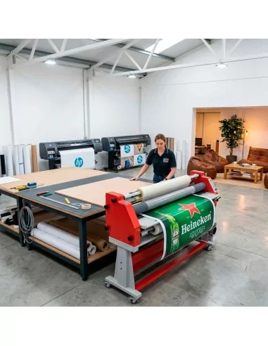 Laminadora 160 cm eléctrica con rodillo calorífico y portarrollos sincronizados