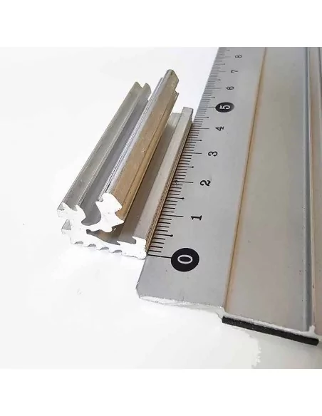 Pince en aluminium pour monter une toile sur un profil Lumising Pince en aluminium pour monter une toile sur un profil Lumising