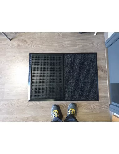 Tapete para chão, limpeza e desinfecção de calçados Tapete para chão, limpeza e desinfecção de calçados