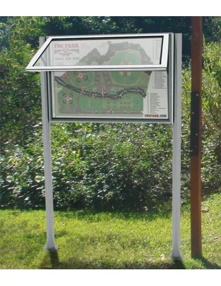 Vitrina magnética exterior con brazos telescópicos. Modelo LAVENHAM