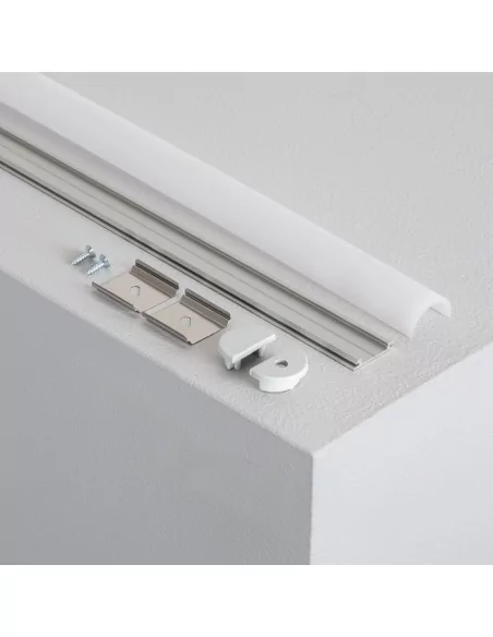 PERFIL TIRA LED. MONTAJE EN SUPERFICIE. Flexible. Con difusor curvado. Anchura led máx. 10mm. (ALED-S210)