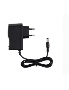 Fuente de alimentación 12V/5W con enchufe incorporado y salida Jack. Color negro