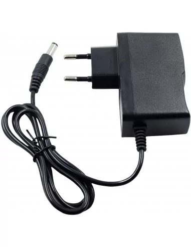 Fuente de alimentación 12V/12W con enchufe incorporado y salida Jack. Color negro Fuente de alimentación 12V/12W con enchufe incorporado y salida Jack. Color negro