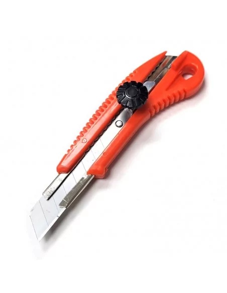 Cutter ECONÓMICO cuchilla 18mm MOLDIBER
