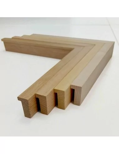 Moldura ROBLE macizo. Para marcos de cuadros. Baquetón 15X28mm.